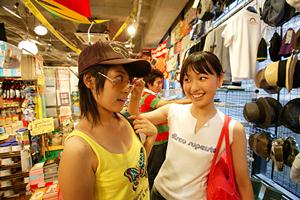 「おしゃれで安い古着を見つける方法とおすすめショップガイド」