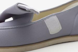 デザインも豊富なトリッカーズの靴を買う