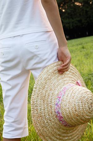 春ニットでおしゃれ女子力をアップしよう